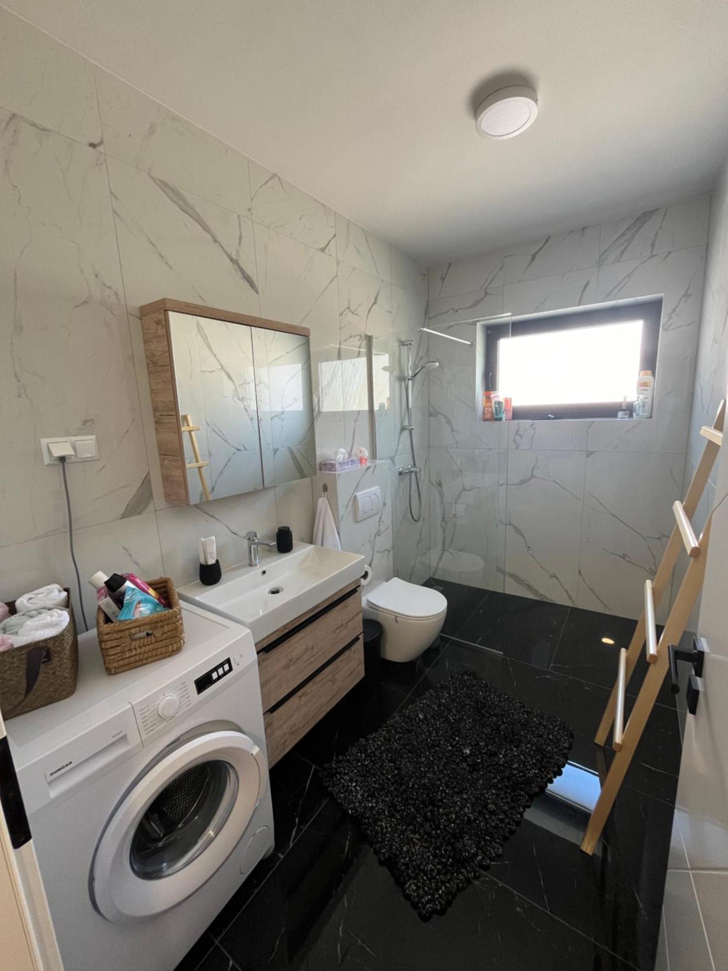 Apartman Sandra Nova Gradiska Exterior foto